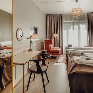 Familien-Zimmer